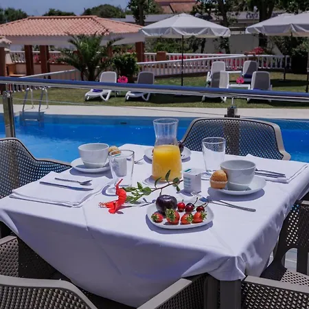 Ξενοδοχείο El Chaparral 4*
